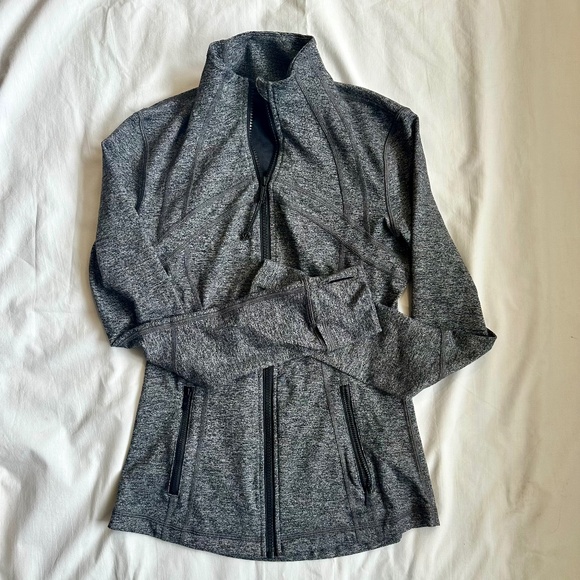 Lululemon Define Jacket SZ 6 - Picture 8 of 8